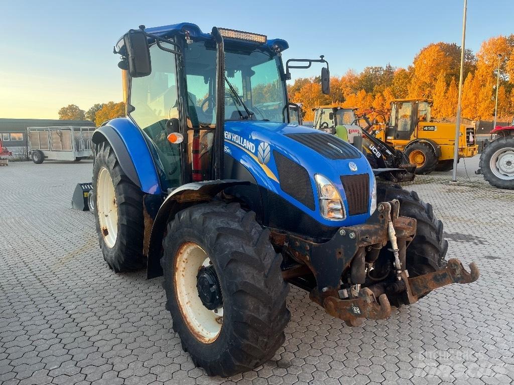 New Holland TD 5.85 Tractors