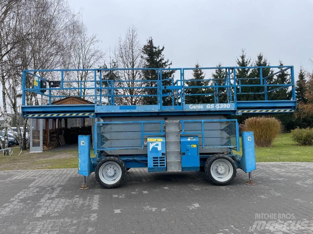 Genie GS 5390 RT Scissor Lifts