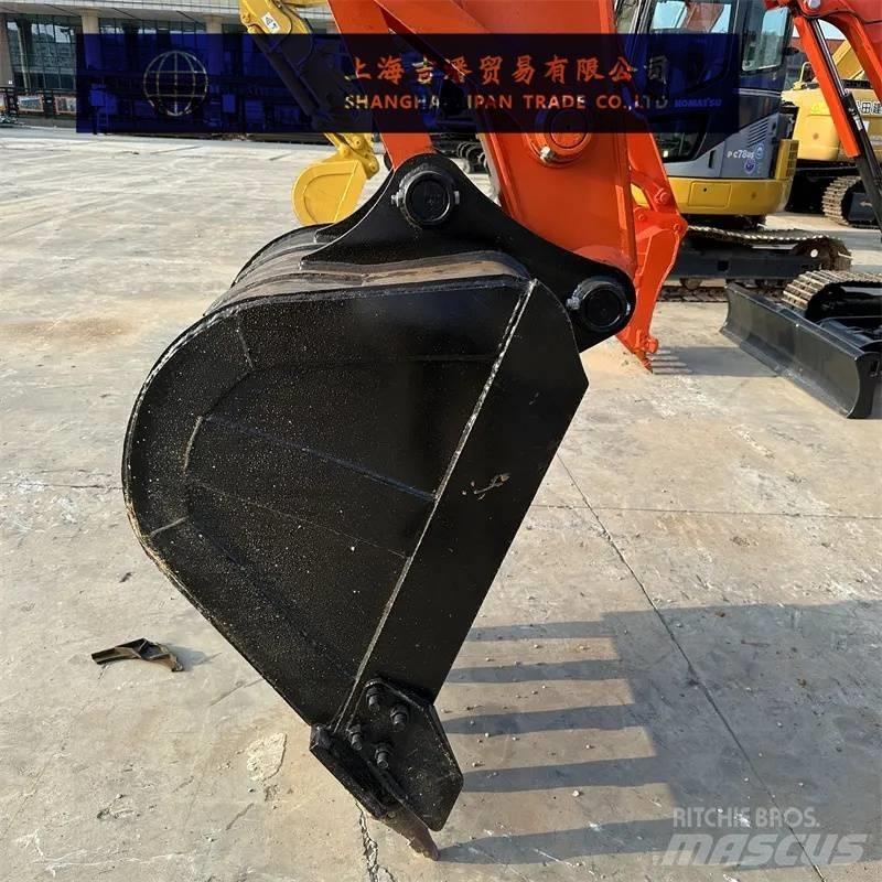 Hitachi ZX 120 LC Mini excavators  7t - 12t