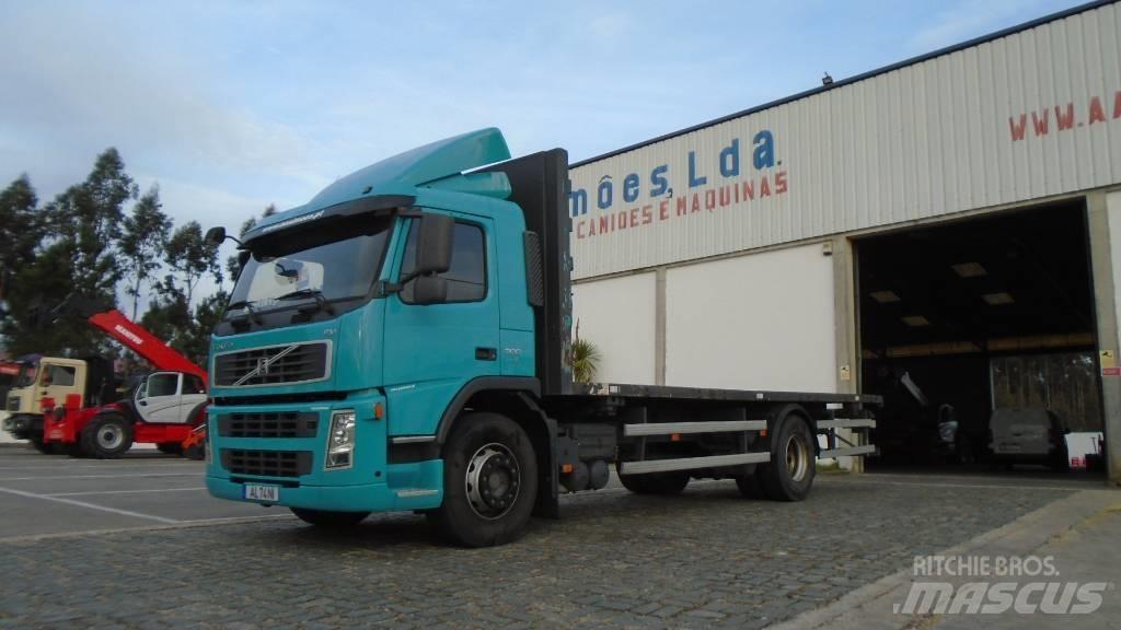 Volvo FM 9 300 Flatbed Trucks