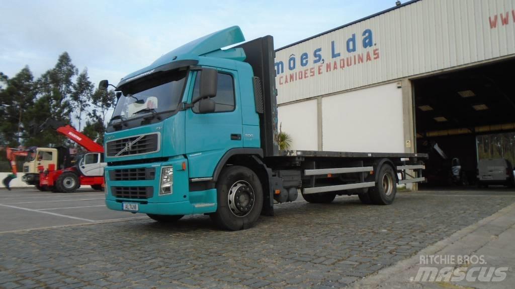 Volvo FM 9 300 Flatbed Trucks