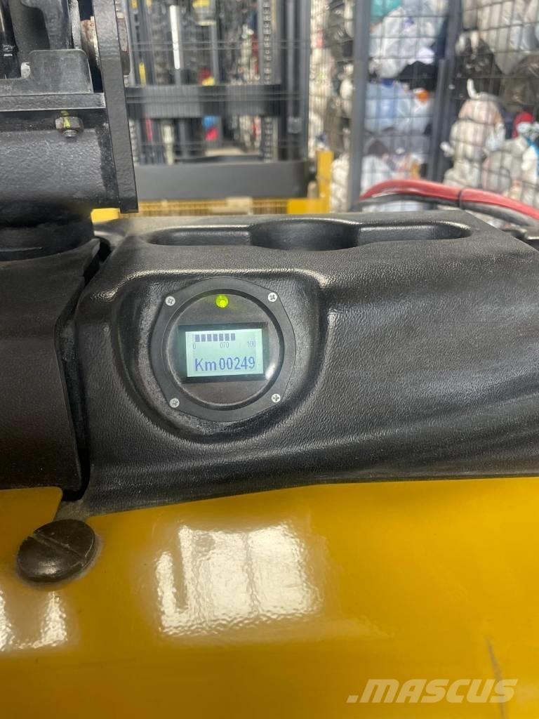 Yale MC 15 Electric Forklifts