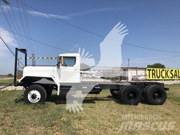 Diamond T M13 Cab & Chassis Trucks