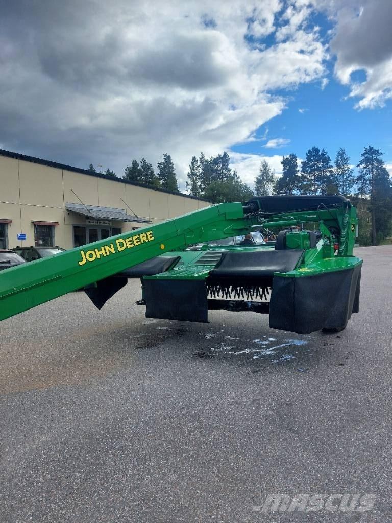 John Deere 735 Mower-conditioners