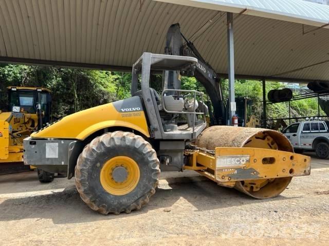 Volvo sd105DX Soil Compactors