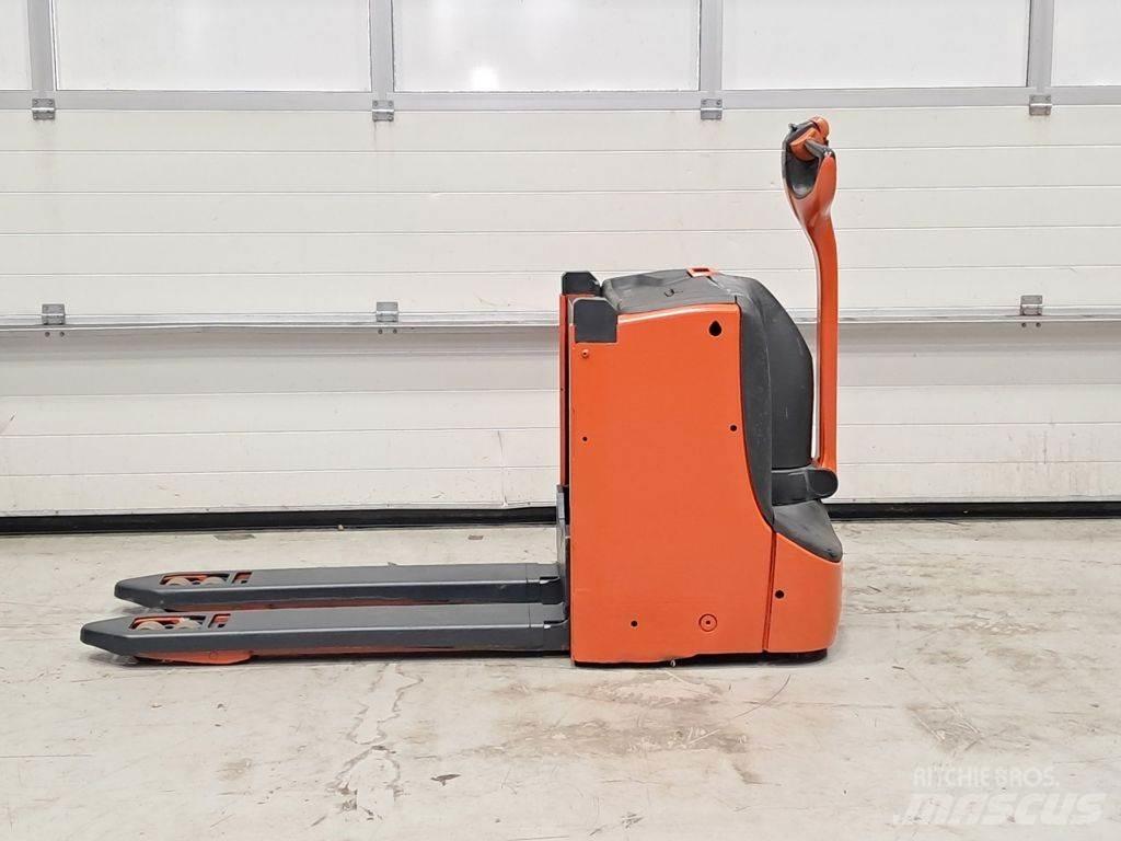 Linde T16L Pallet Truck