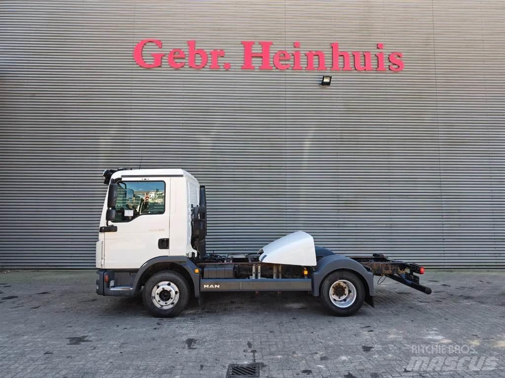 MAN 4x2 Euro 6 Cab & Chassis Trucks