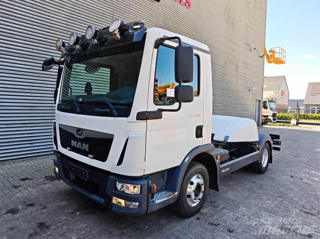 MAN 4x2 Euro 6 Cab & Chassis Trucks
