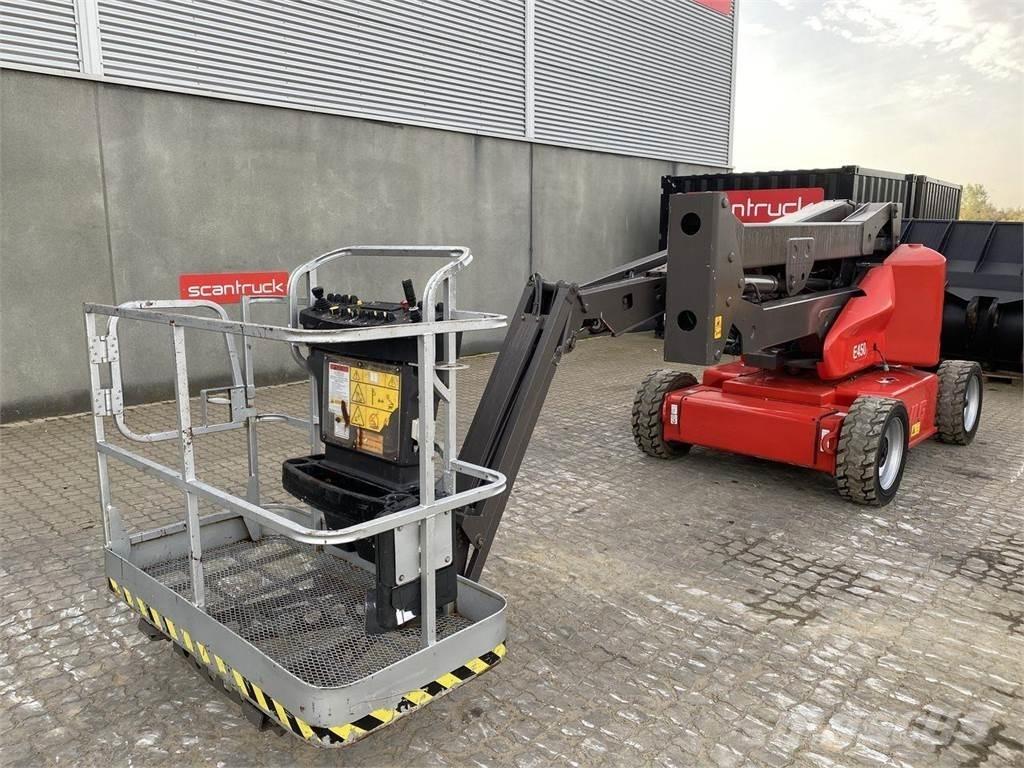 JLG E450AJ Articulated boom lifts