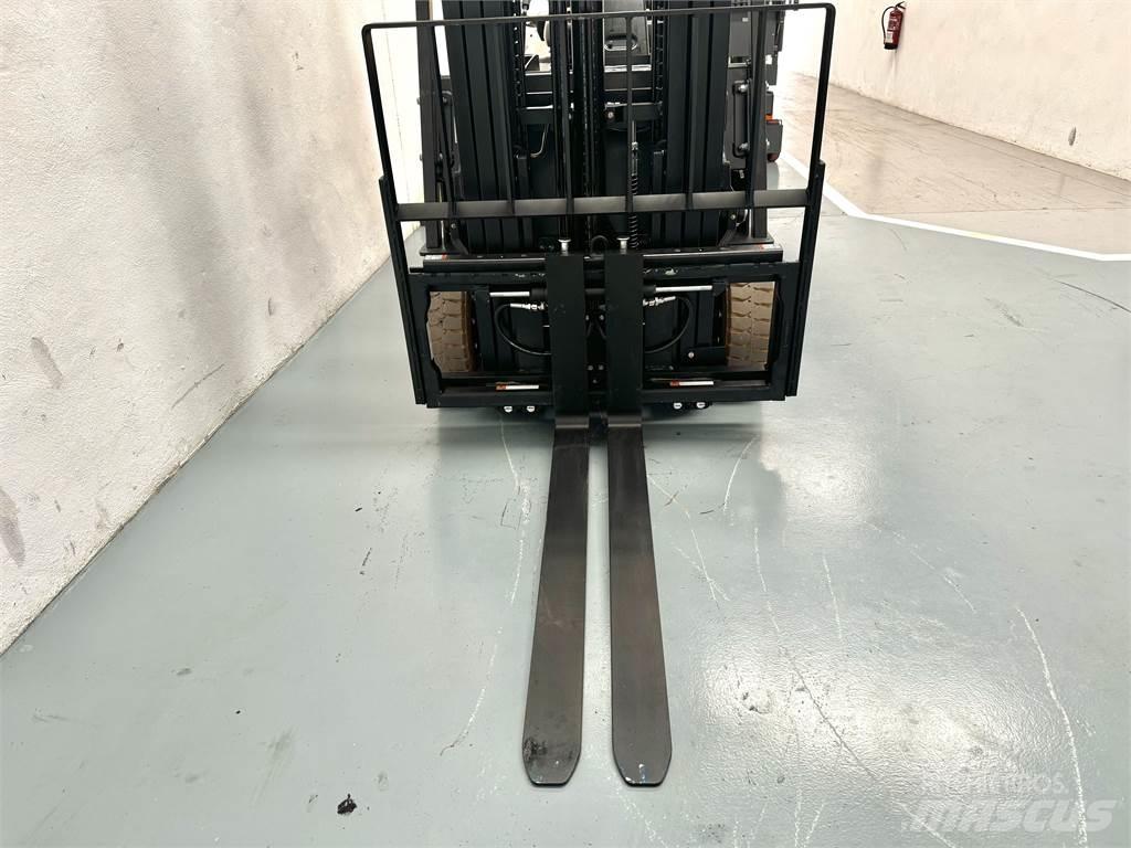  CPD18TVL Electric Forklifts