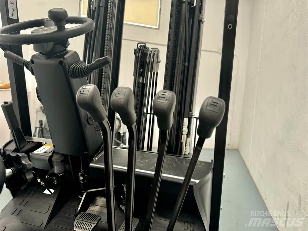  CPD18TVL Electric Forklifts