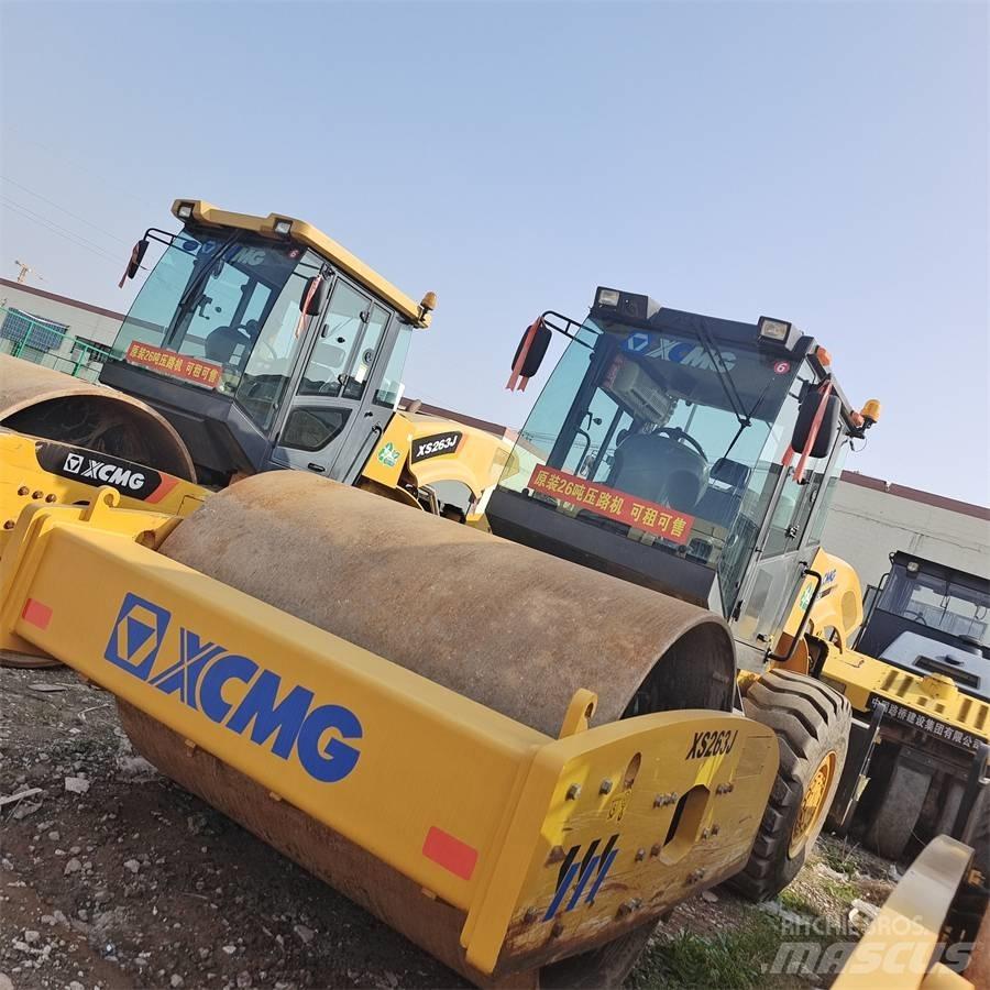 XCMG XS 263 J Single drum rollers
