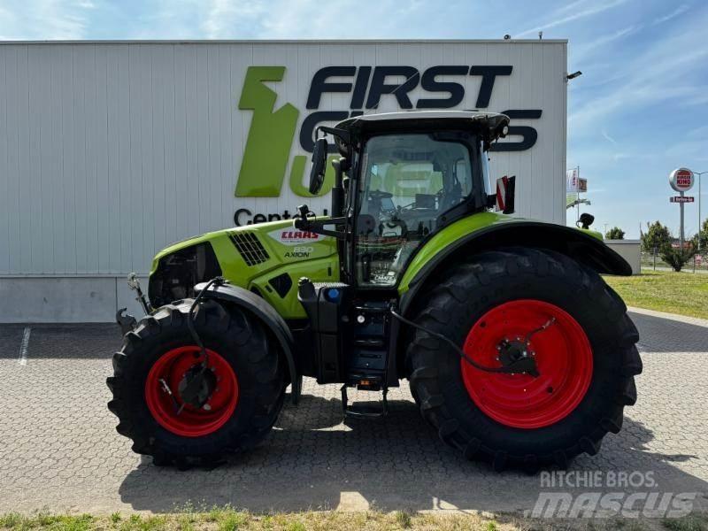 CLAAS AXION 830 Tractors