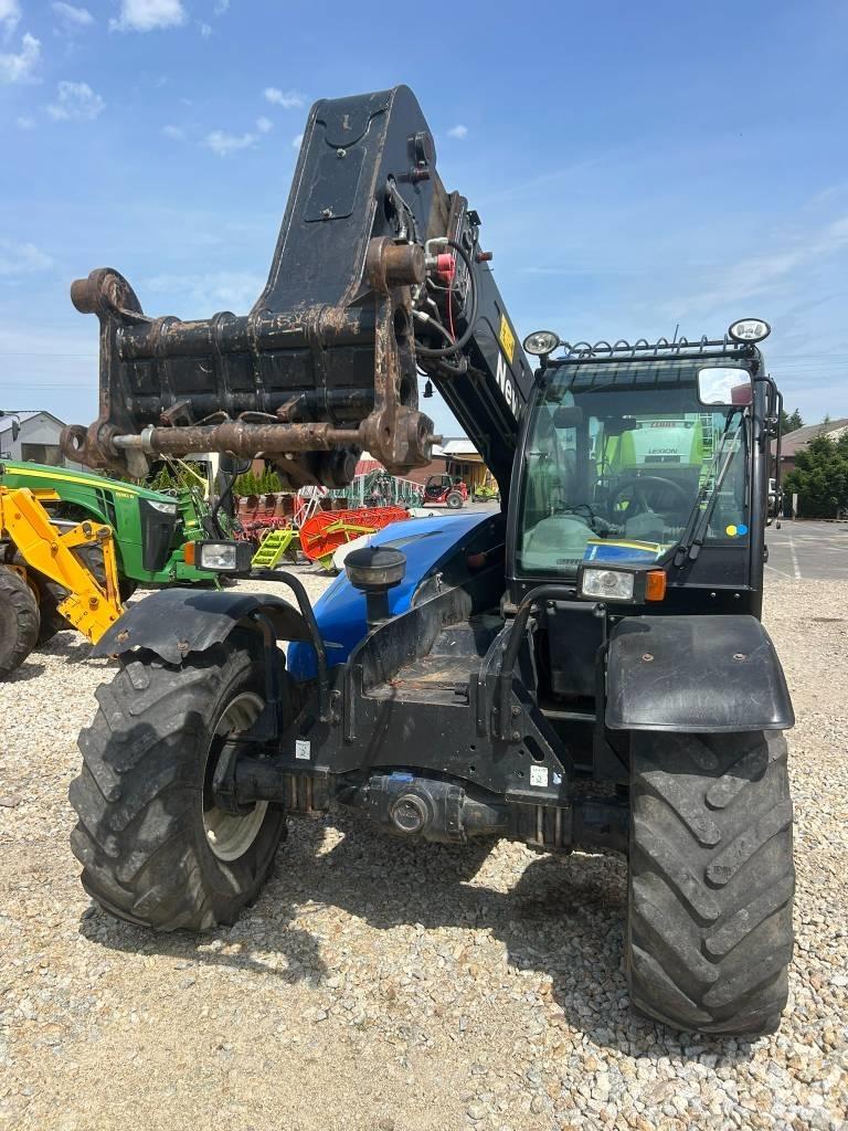 New Holland LM 5040 Telescopic Handlers