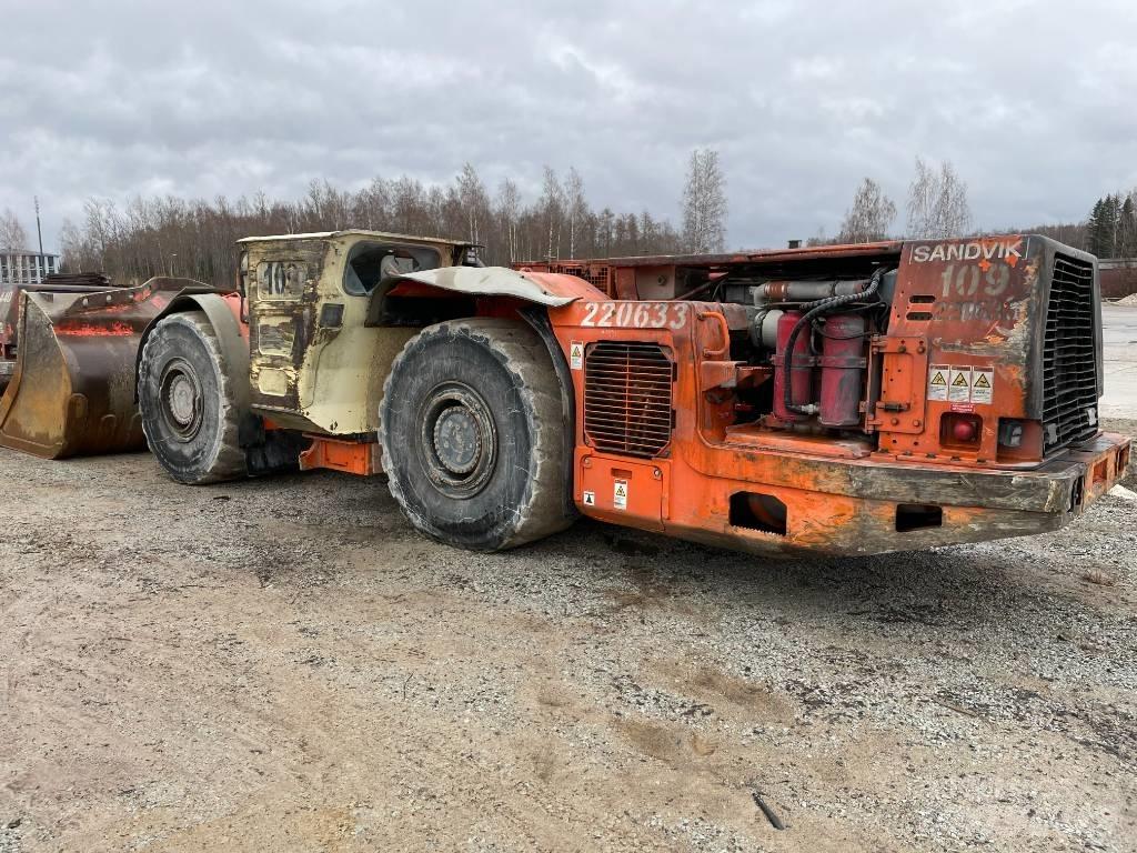 Sandvik LH 514 Mining Loaders