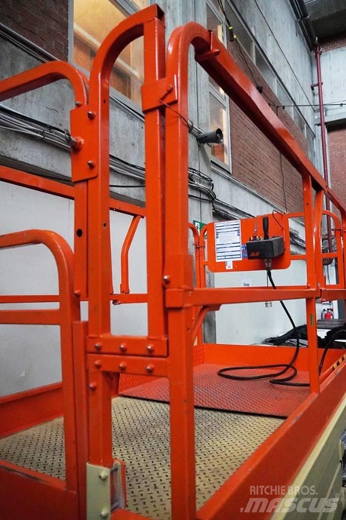 JLG 3246 ES Scissor Lifts
