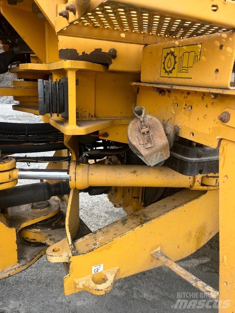 Volvo L 120 F Wheel Loaders
