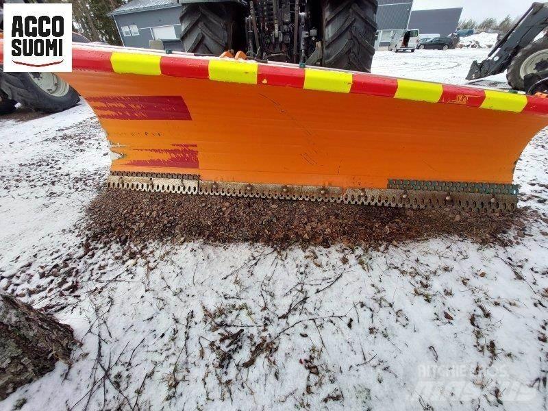 FMG ALUEAURA AA330 Snow Blades And Plows