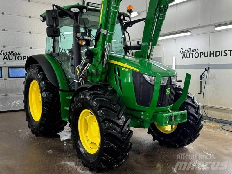John Deere 5100 R Tractors