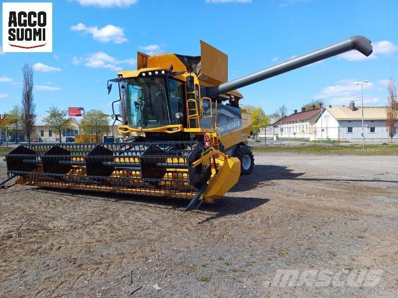 Sampo-Rosenlew C24 Combine Harvesters