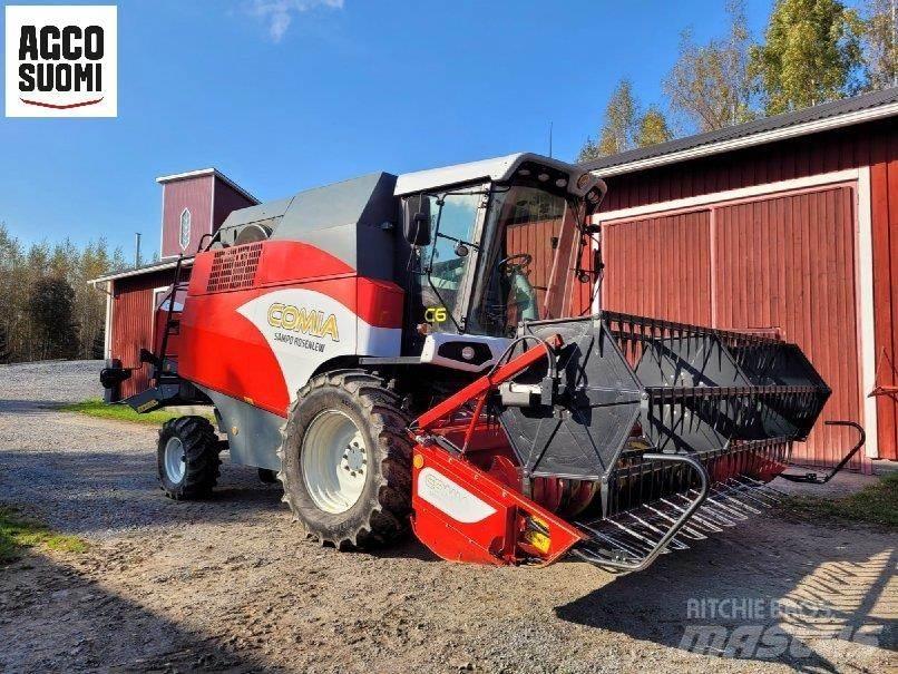 Sampo-Rosenlew C6 Combine Harvesters