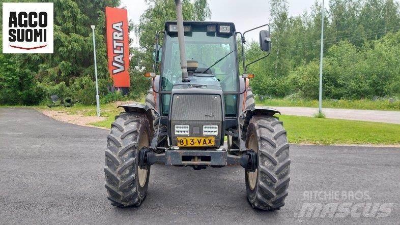 Valmet 6400 Tractors