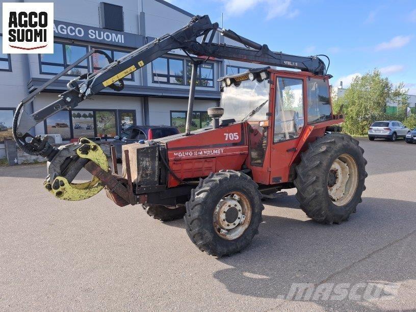 Valmet 705 Tractors