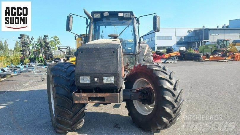 Valmet 8550 MEGA Tractors