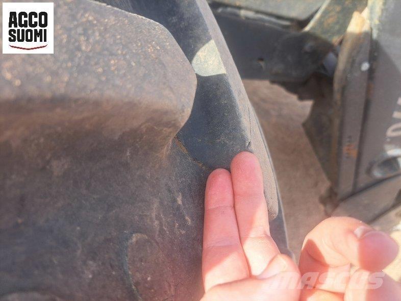 Valtra 6850 HITECH Tractors
