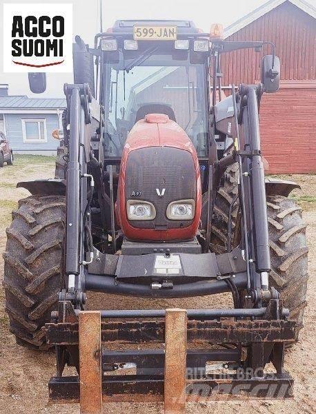 Valtra A93 H Tractors