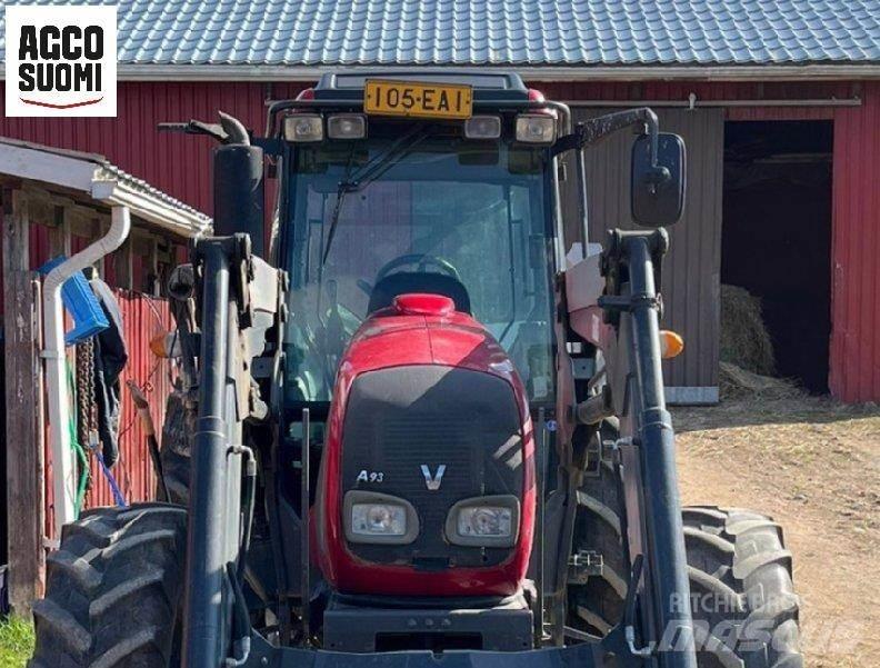 Valtra A93 HT Tractors
