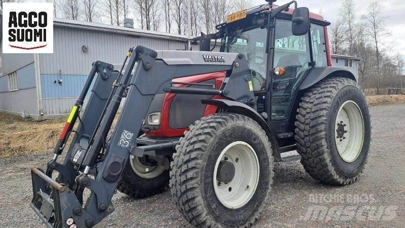 Valtra A93 HT Tractors