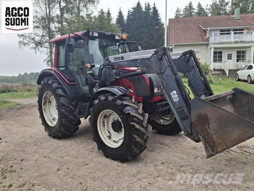 Valtra N111 45 Tractors