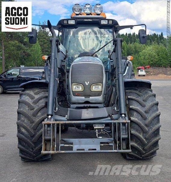 Valtra N141 A Tractors