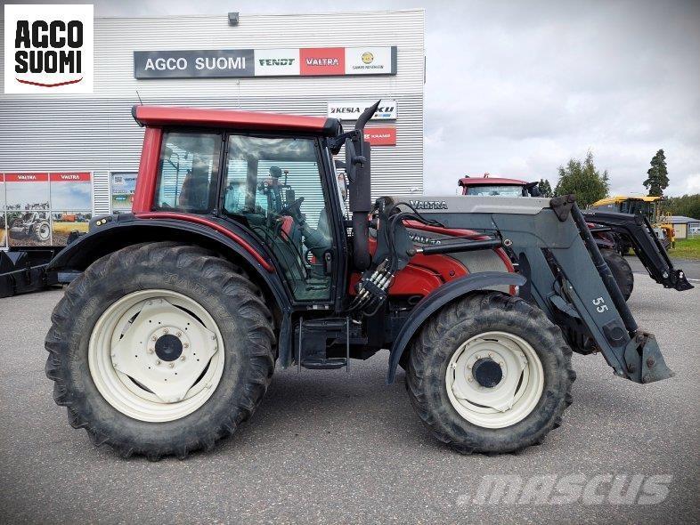 Valtra N141 HITECH Tractors