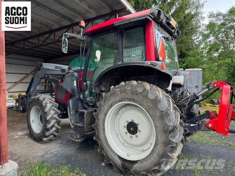Valtra N92 Tractors