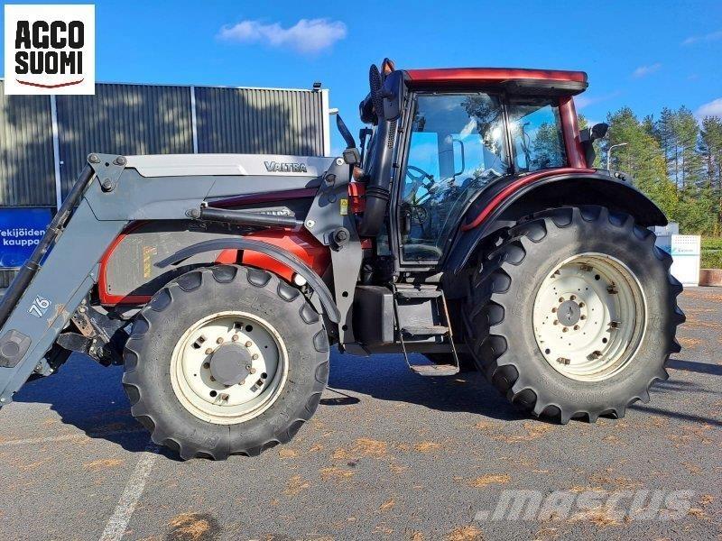 Valtra T151 HT Tractors