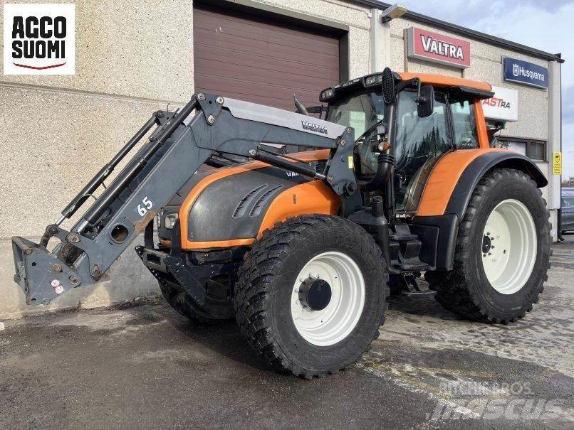 Valtra T162 VERSU Tractors