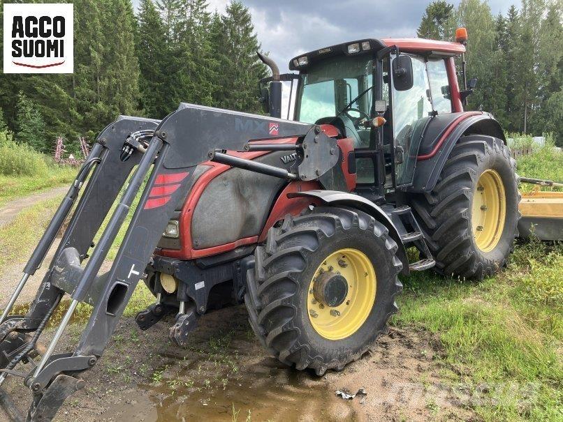 Valtra T171 Tractors
