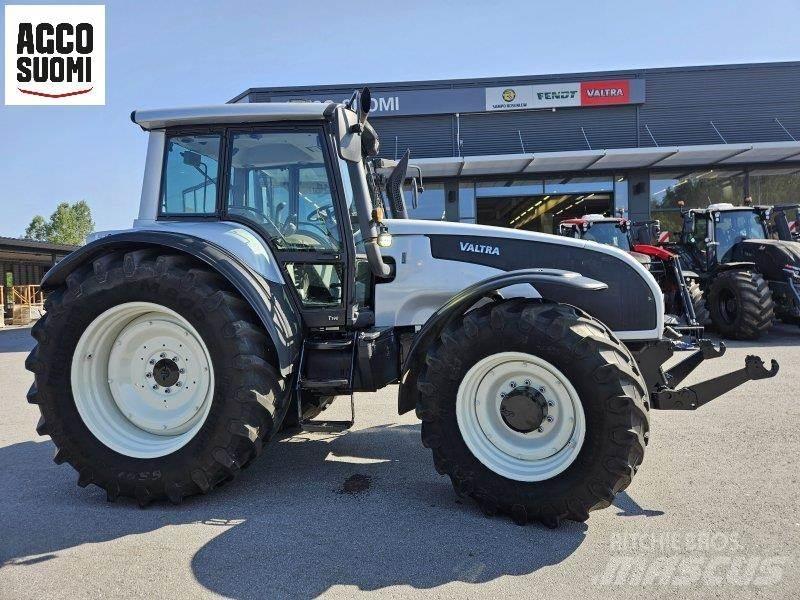 Valtra T190 CR Tractors