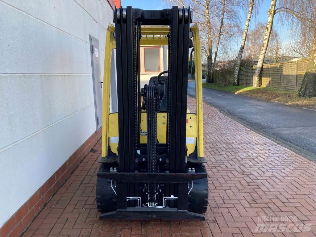 Hyster J 3.0 XN Electric Forklifts