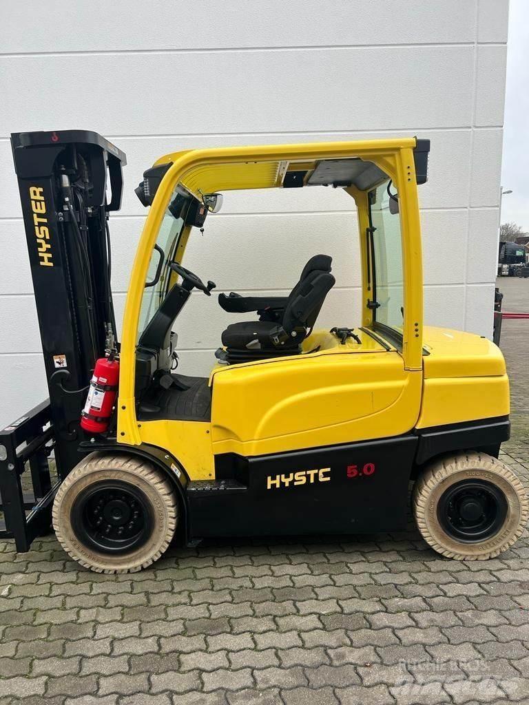Hyster J 5.0 XN Electric Forklifts