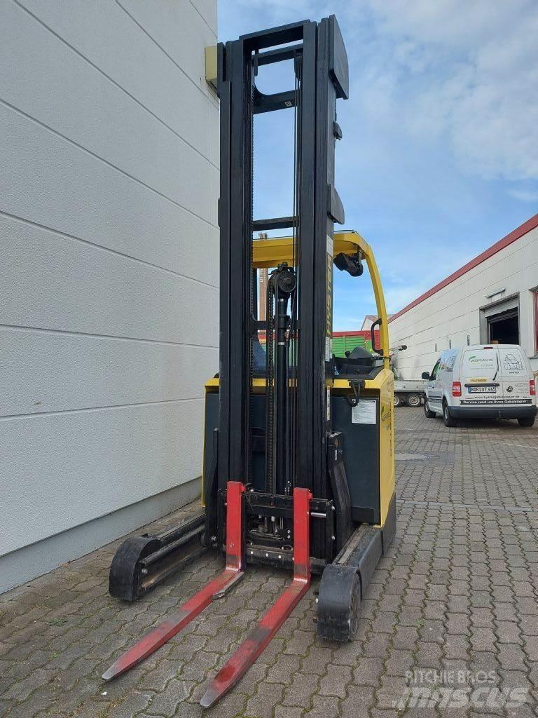 Hyster R 1.4 Reach trucks