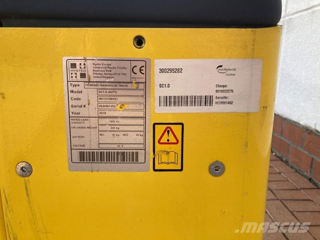 Hyster SC 1.0 Pedestrian stacker