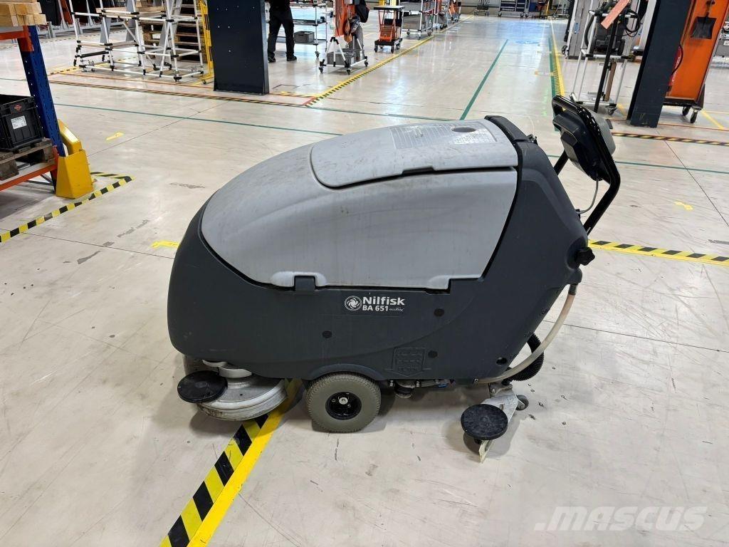 Nilfisk BA 651 Sweepers