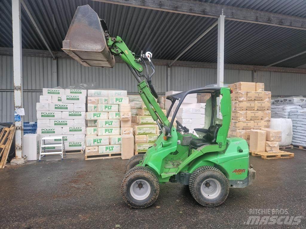 Avant 635 Multi purpose loaders