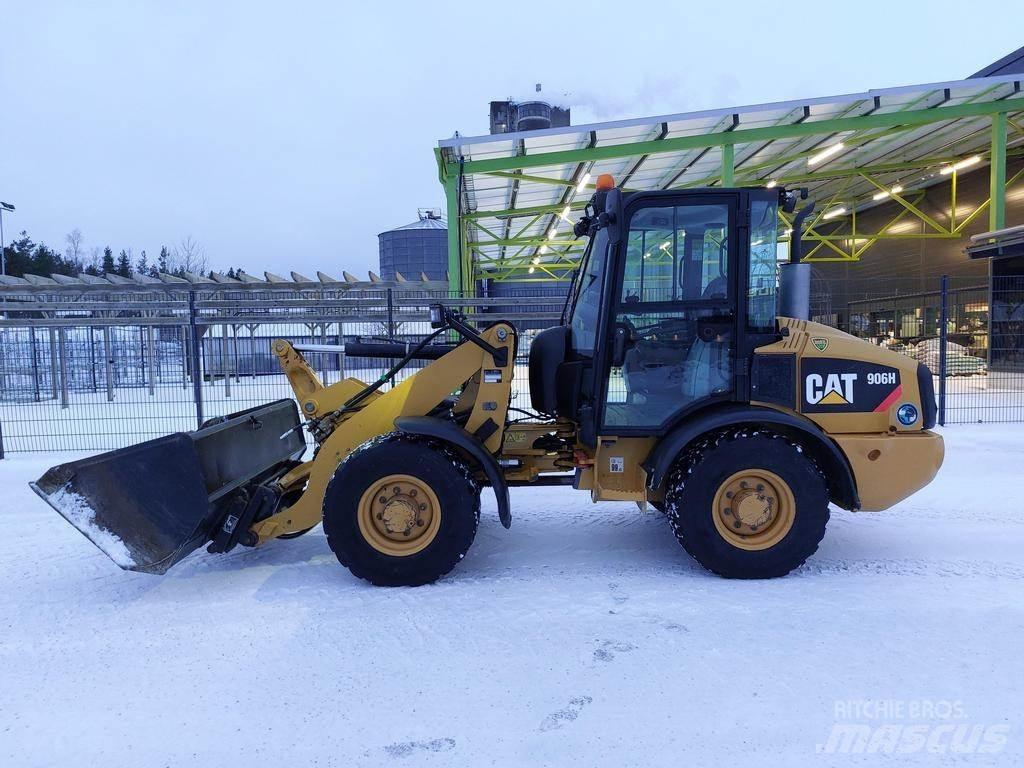CAT 906H Farm Equipment - Others