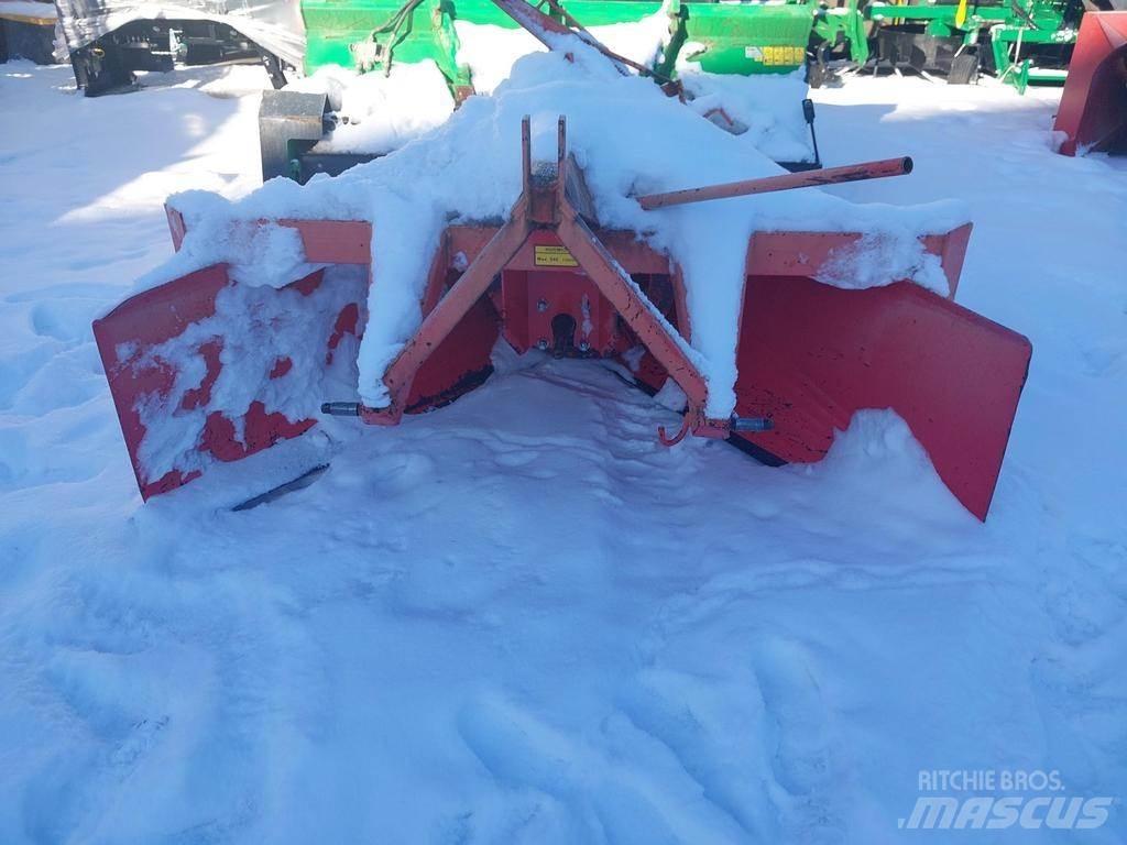 Esko 102 Snow Blowers
