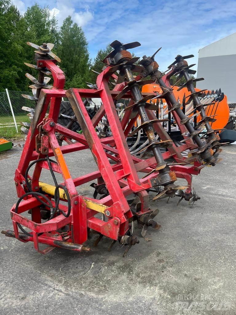  KUOSA Harrows