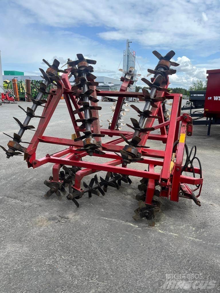  KUOSA Harrows